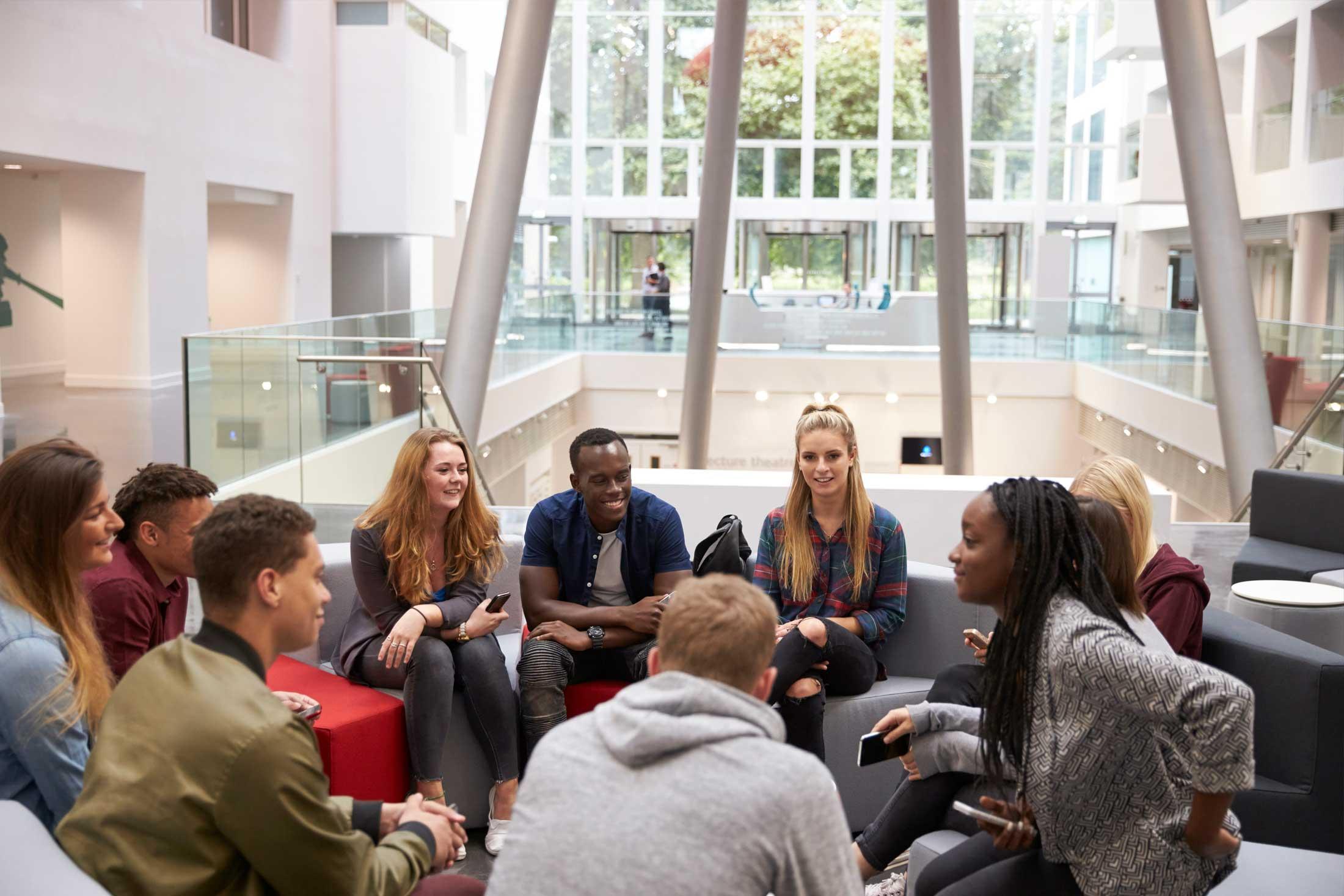 ESGCI students on campus